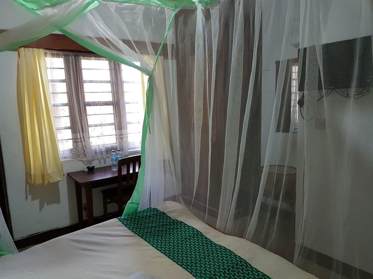 Karibuni Center Hotel Mbeya Buitenkant foto