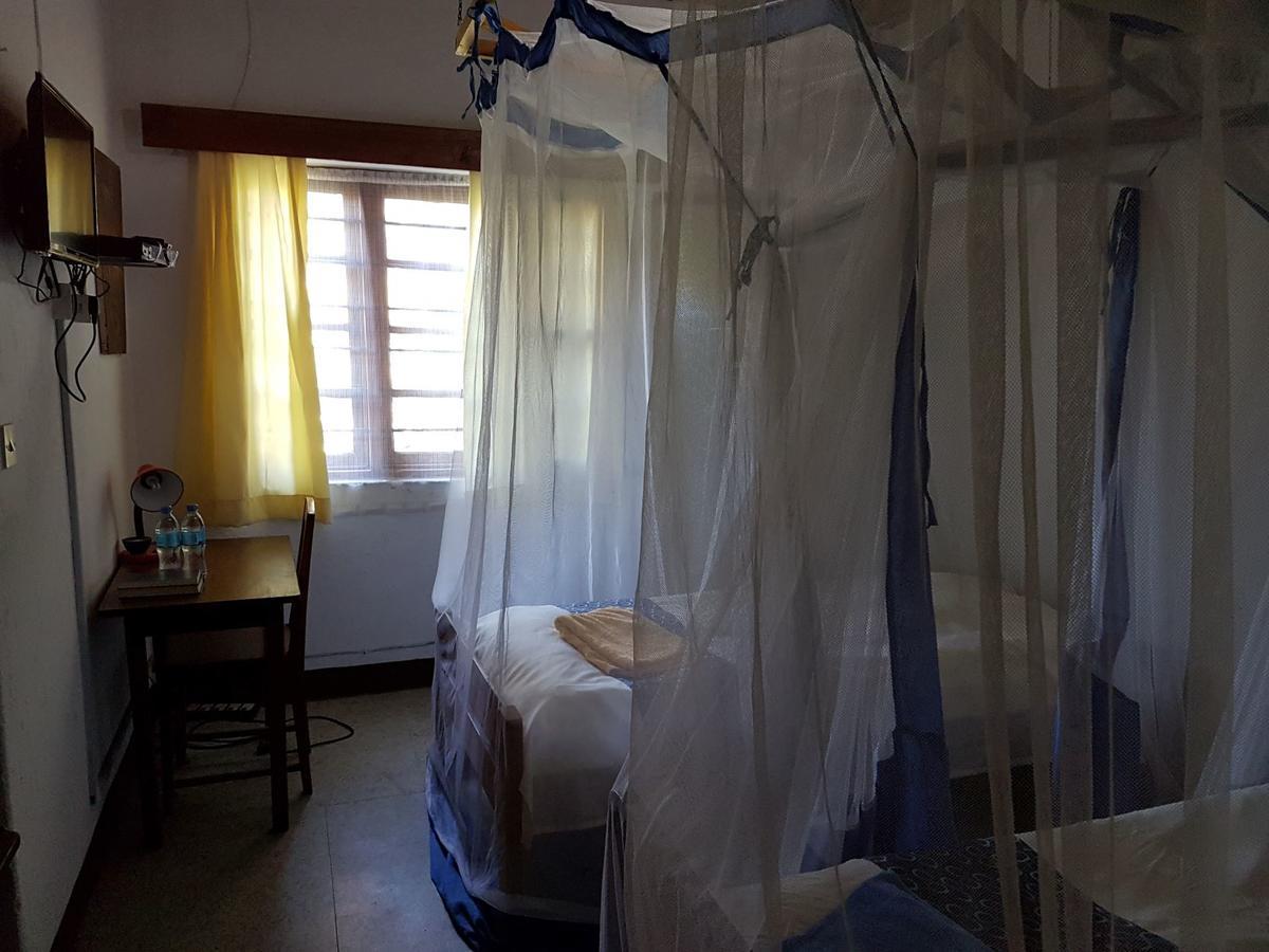 Karibuni Center Hotel Mbeya Buitenkant foto